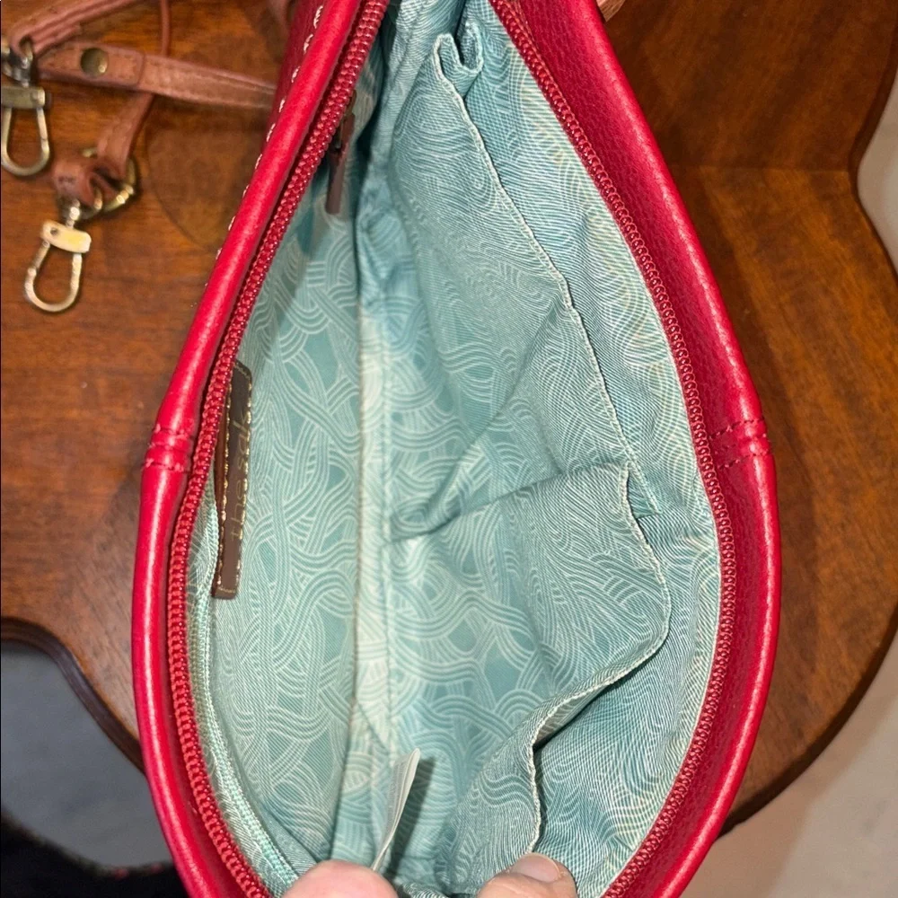 The SAK crossbody bag wristlet clutch. Pebbled Leather red/brown brass HW NWOT